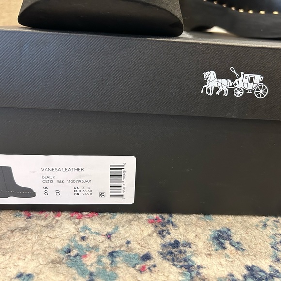 Coach Vanesa Black Leather Boots. - Picture 4 of 4